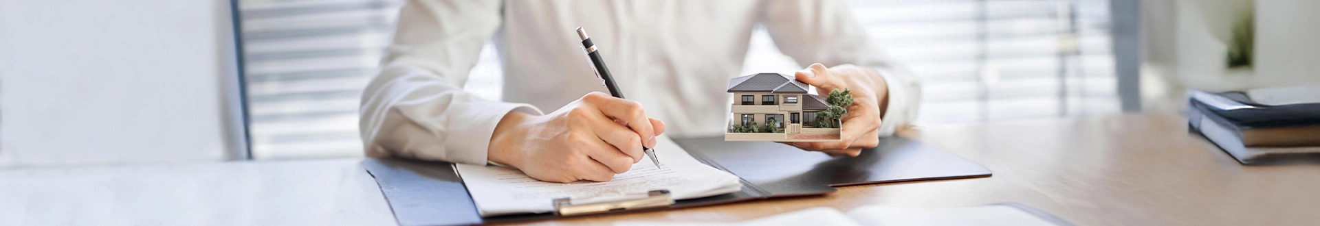 Ashar Realty Vile Parle