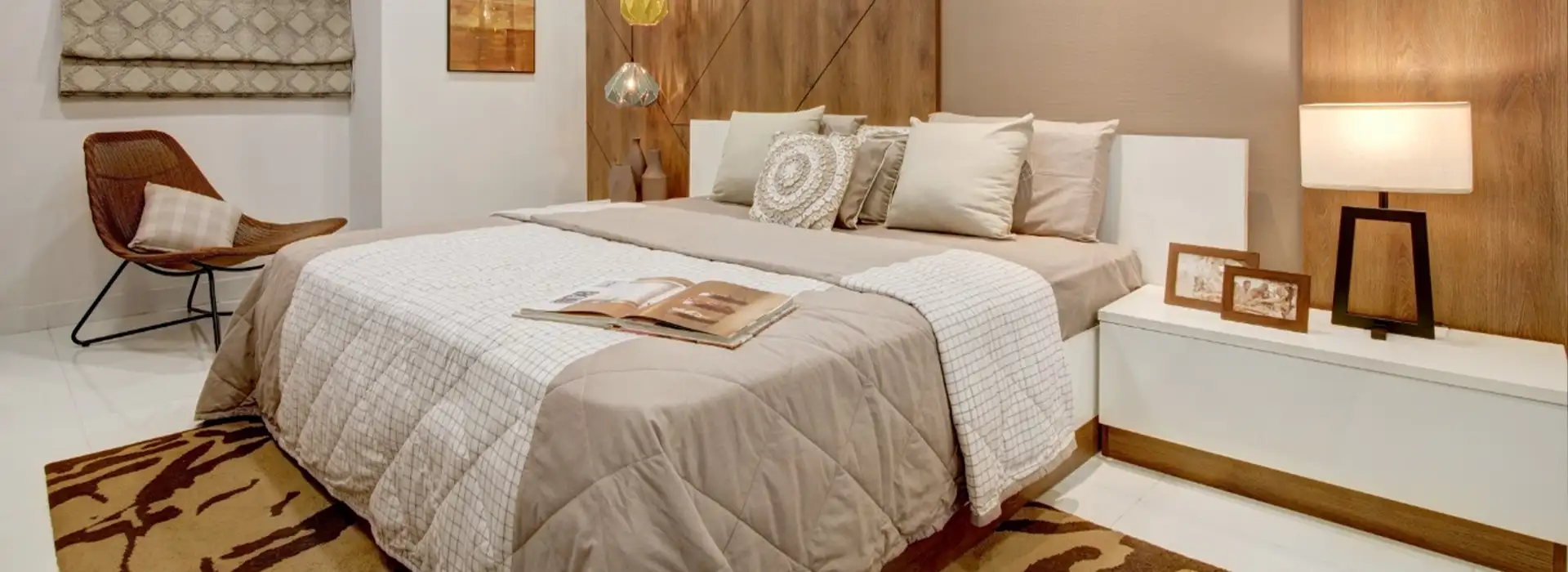 Thane Corridor Banner