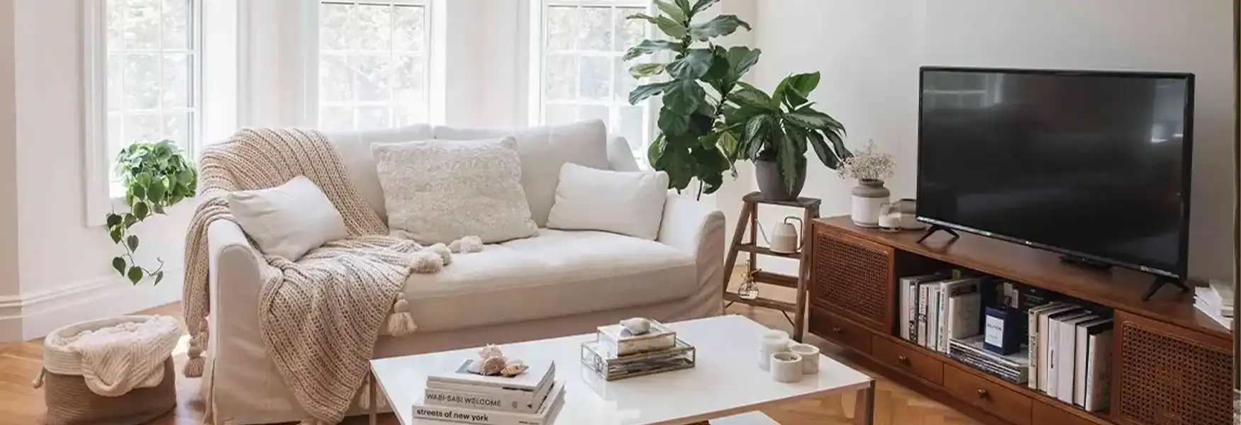 Thane Corridor Livig Room